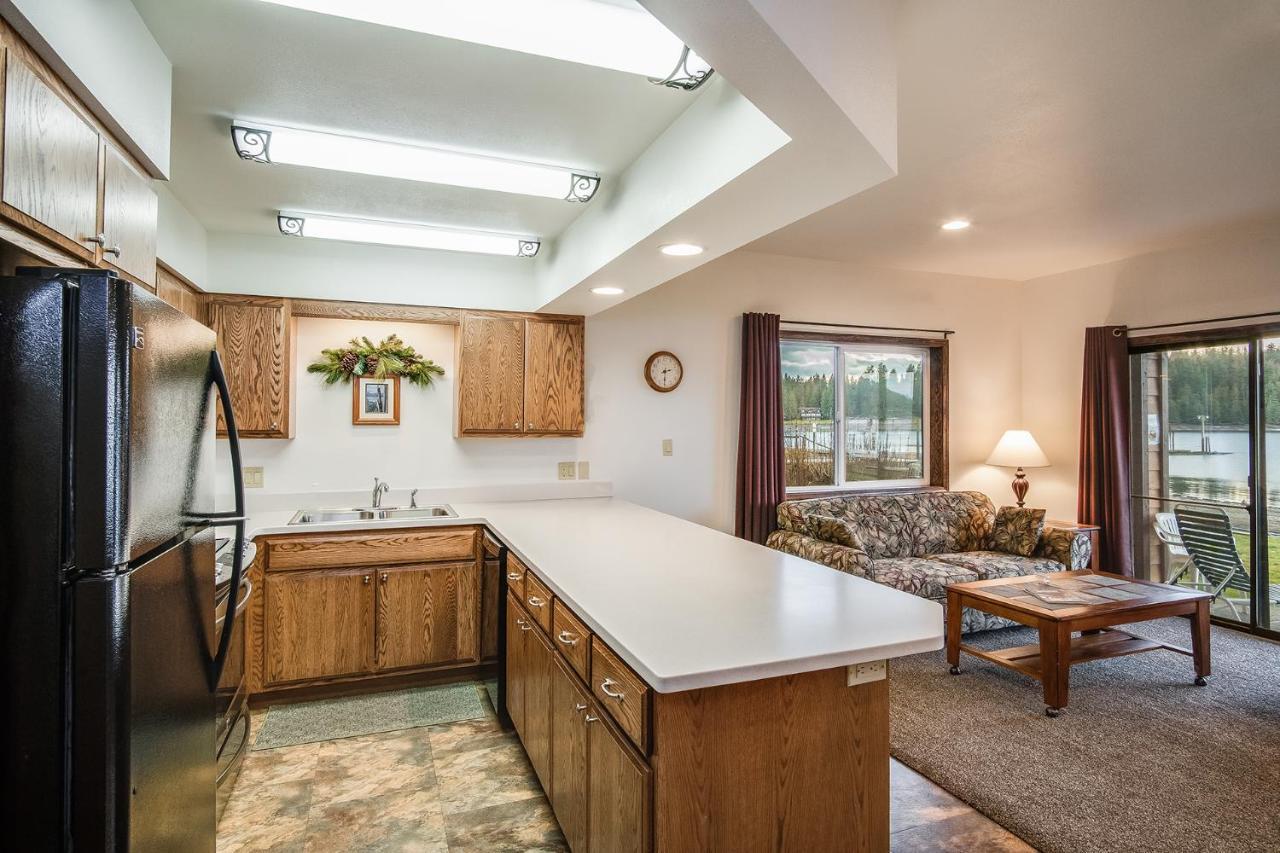 Pend Oreille Shores Resort Hope Bagian luar foto