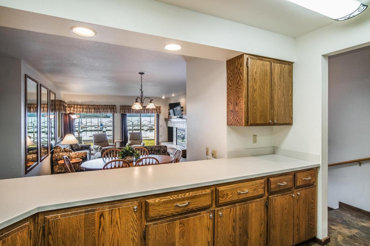 Pend Oreille Shores Resort Hope Bagian luar foto